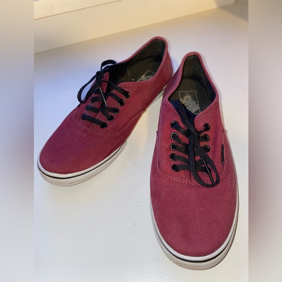VANS BURGUNDY AUTHENTIC SHOES - UNISEX SKATER (MENS 7.5 / WOMENS 9) - Picture 4 of 7